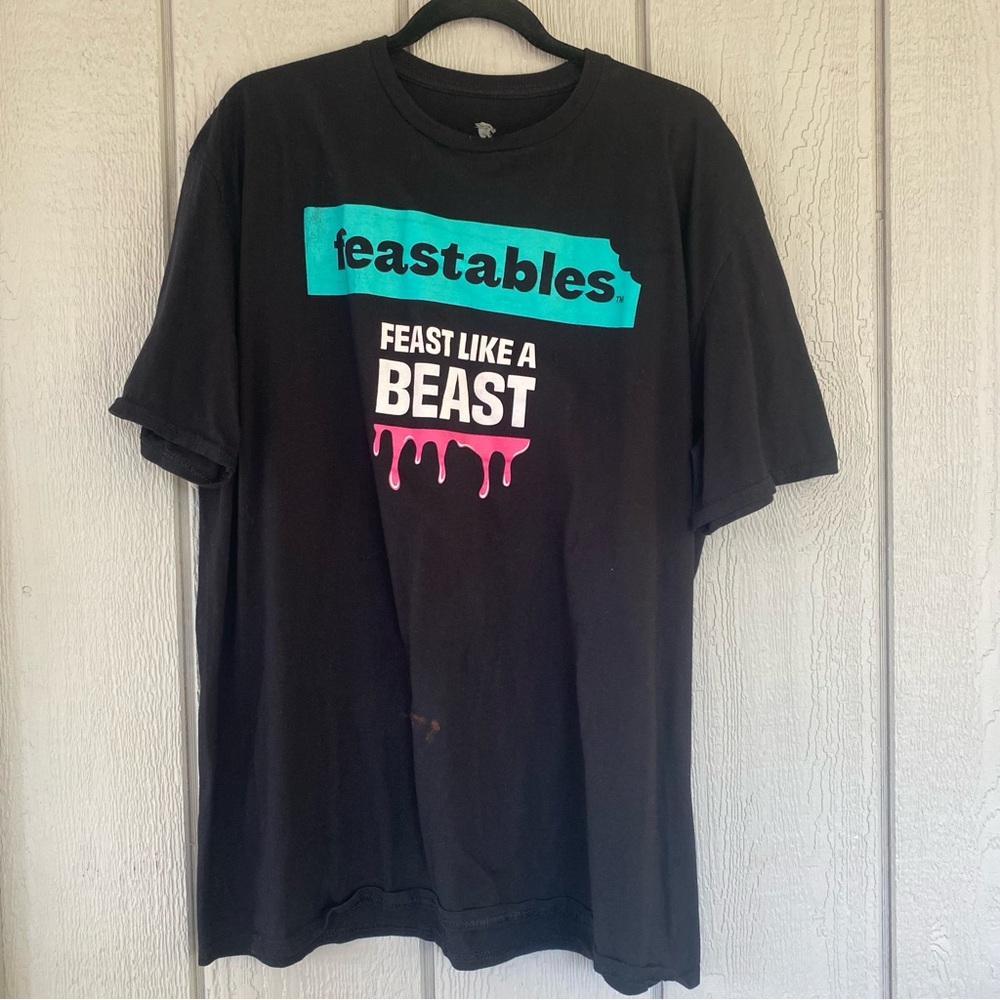 Mr Beast Feastables Eat Like a Beast rare limited t shirt in size 2XL Beast Bars